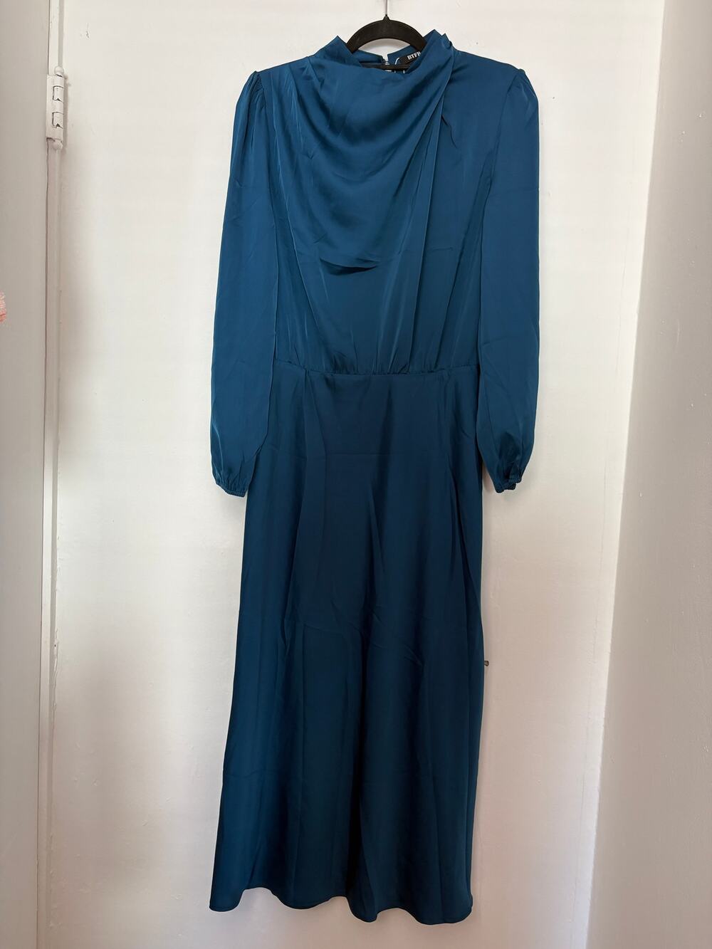 BTFBM Teal Blue Cowl Neck Long Sleeve Midi Dress Size M NWT